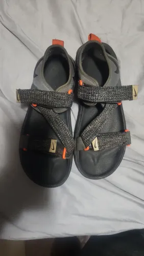 Vende-se chinelo Nike original 
