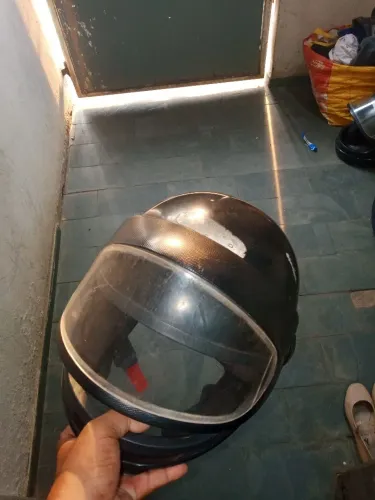 capacetes usados