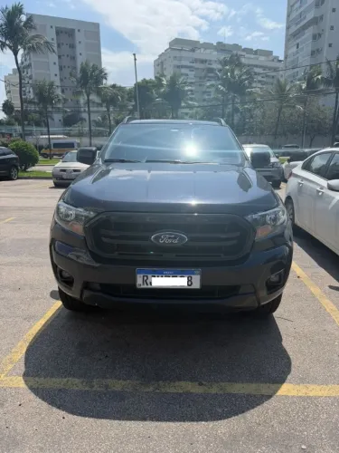 Ford Ranger Black 2.2 4X2 CD Diesel AUT 2022