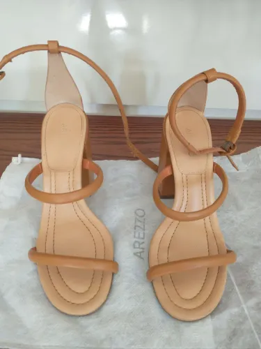 Sandália Arezzo n35
