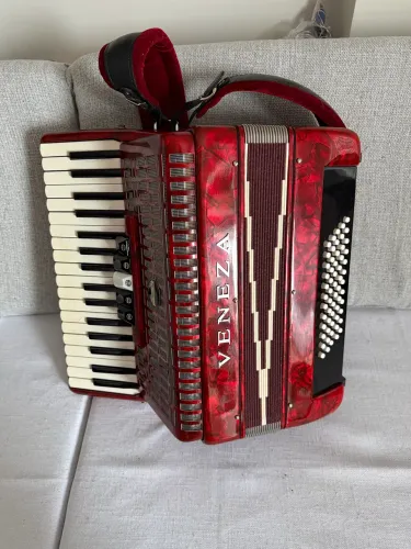 vendo Acordeon