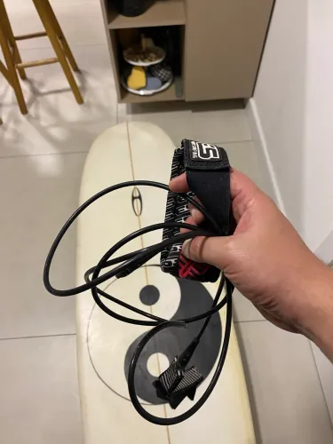 Prancha de Surf Hacha Fish/Funboard + Quilhas + Leash