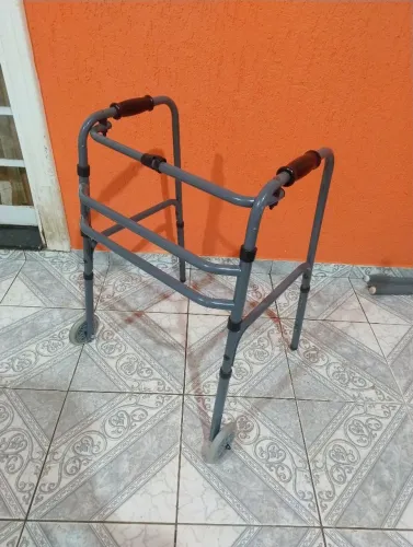 Andador Alumino 2 Rodas Adulto Dobrável Regulável 
