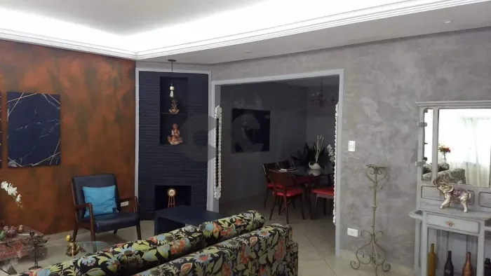 Sobrado com 3 Dormitórios (2 Suítes) à Venda no Campo Belo, São Paulo/SP