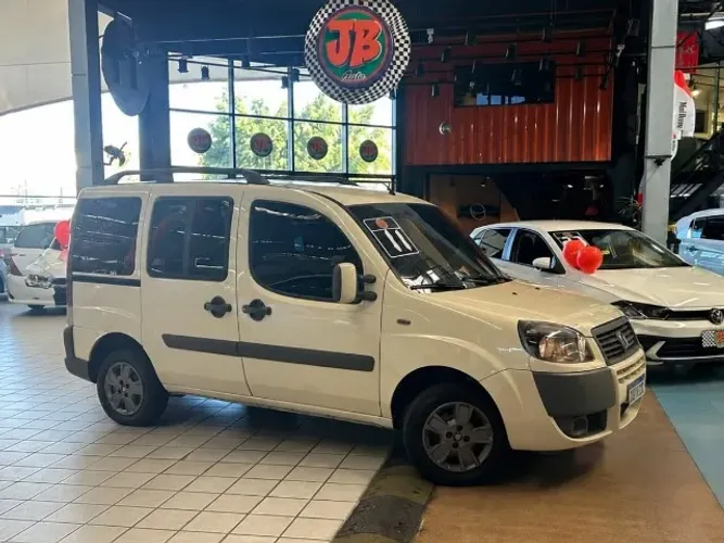 Fiat Doblo HLX 1.8 MPI Flex 5P 2011
