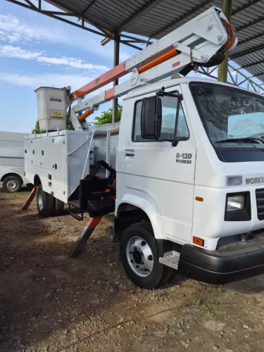 Volkswagen 8-120 muito novo