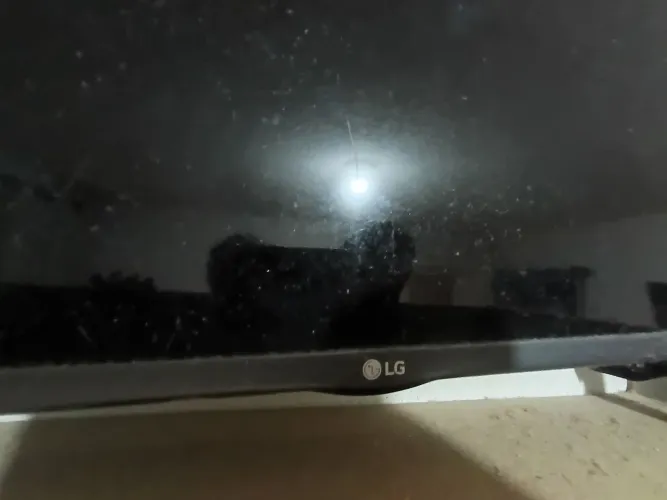 Retirada de peças, tv smart 32 