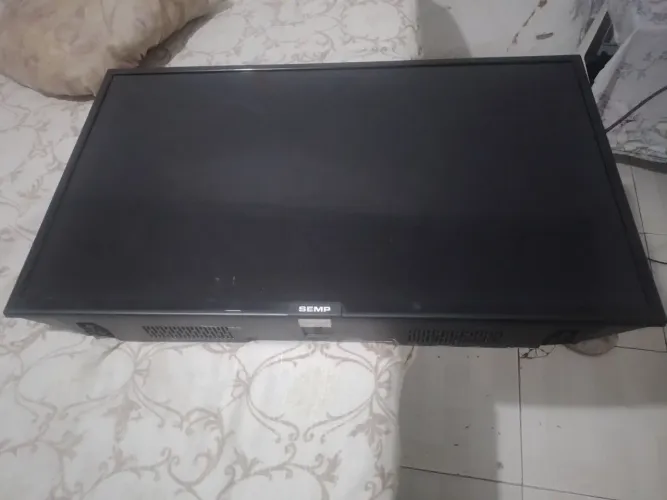 Tv smart semp 32p defeito