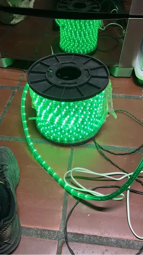 Vendo rolo de mangueira incandescente 50 metros nova sem uso com conector por apenas