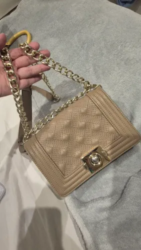 Bolsa Arezzo Nude Matelassê Estilo Boy Bag - Alça de Corrente