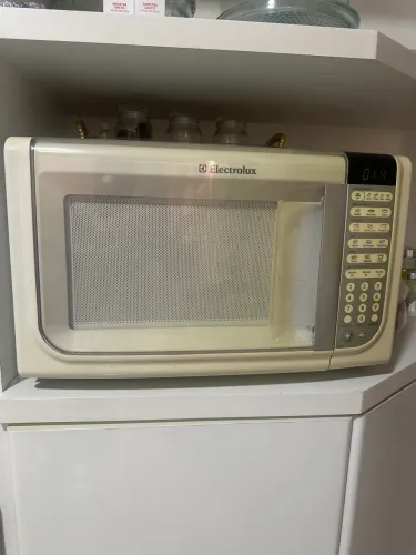 Microondas Eletrolux 30 litros 