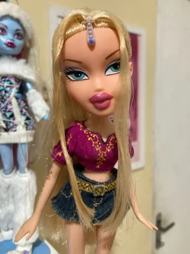 bratz cloe genie magic 