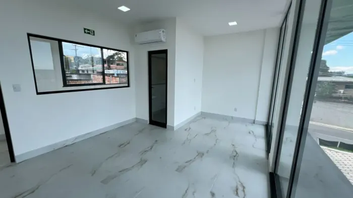 Sala Comercial Disponível para Aluguel no Campo Sales/Tarumã