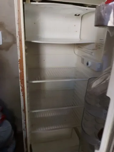 Geladeira 100$