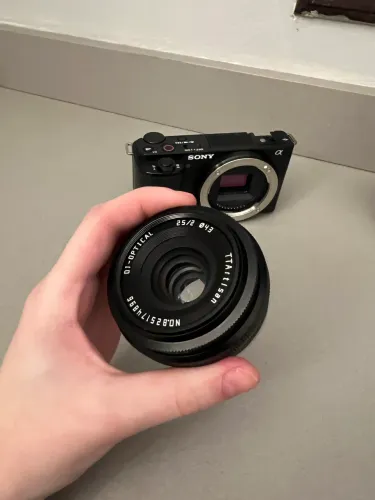 Sony Emount | Lente Ttartisan 25mm F2.0 SEMINOVA