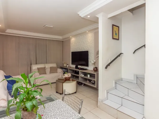 Sobrado para venda em Conjunto Residencial Vista Verde com 3 quartos, 85m²