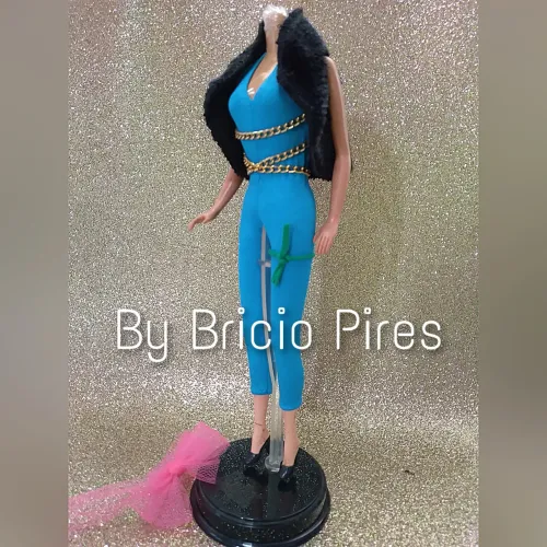 Roupinha boneca Barbie da estrela antiga