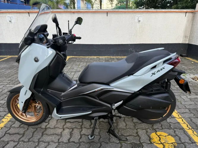 X MAX 300 CONECT 2026/2026
