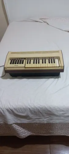 Mini órgão hering