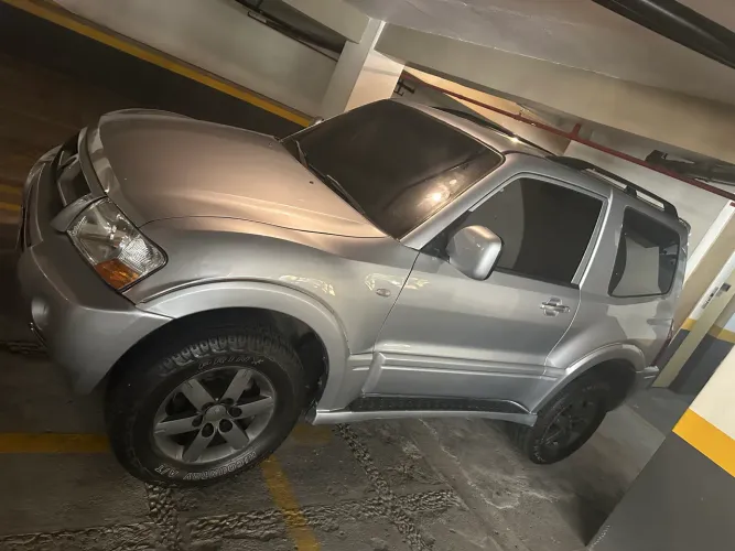 Mitsubishi Pajero HPE Full 3.2 4X4 T.i.dies.3p Aut. 2006