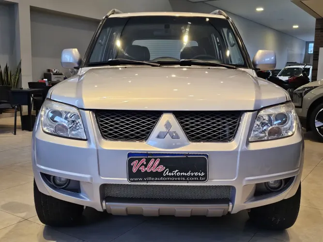 Mitsubishi Pajero TR4 2.0 Flex 16V 4X2 Aut. 2014