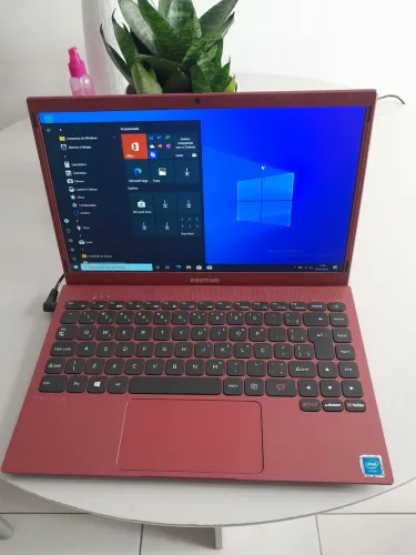 Notebook Positivo Motion Red, Intel, 4gb memória SSD 64gb armazenamento funciona bem