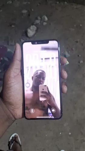iPhone 11 Pro Max 64g gond