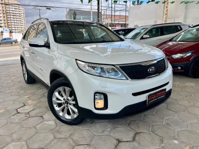 Kia Motors Sorento 3.5 V6 24V 278cv 4X4 Aut. 2015