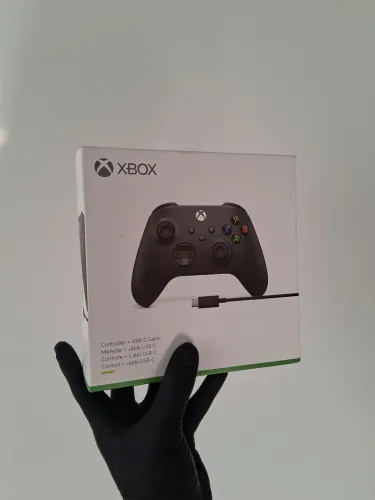 Controle wireless XBOX Series/One + Cabo USB-C produto novo