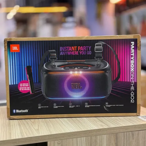 LOJA FÍSICA. JBL PARTYBOX ON THE-GO 2 COM MICROFONE | RETIRE HOJE