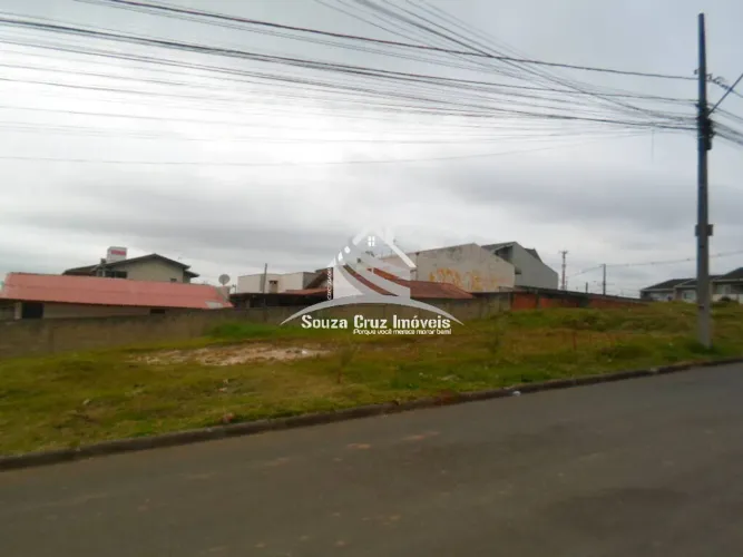 Terreno para Sobrado no Atuba - Excelente localização.
