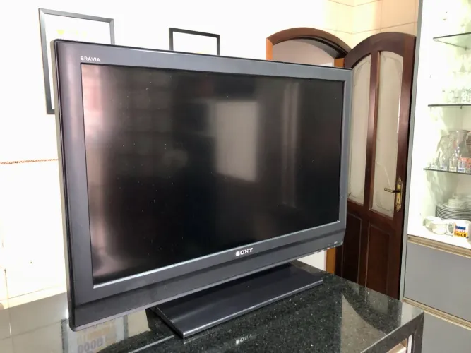 Tv Sony KLV-37L400a