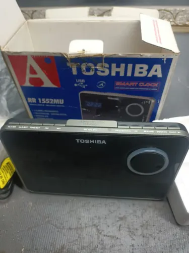 Rádio digita l Am" Fm Toshiba novo