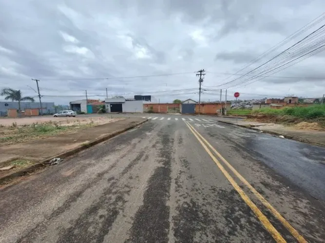 TERRENO A VENDA NO PQ DAS LARANJEIRAS EM MOGI MIRIM/SP
