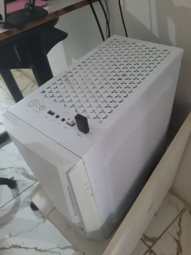 PC - RYZEN 5 PRO 4650G ,8GB RAM, NVME 256GB