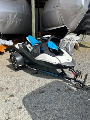 Jetski Spark 2018 com Carreta Angola 2019