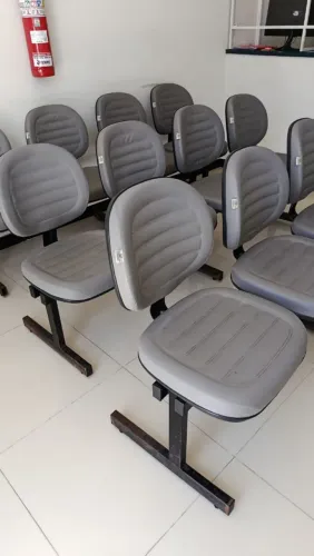 Cadeira de 4 lugares para escritório