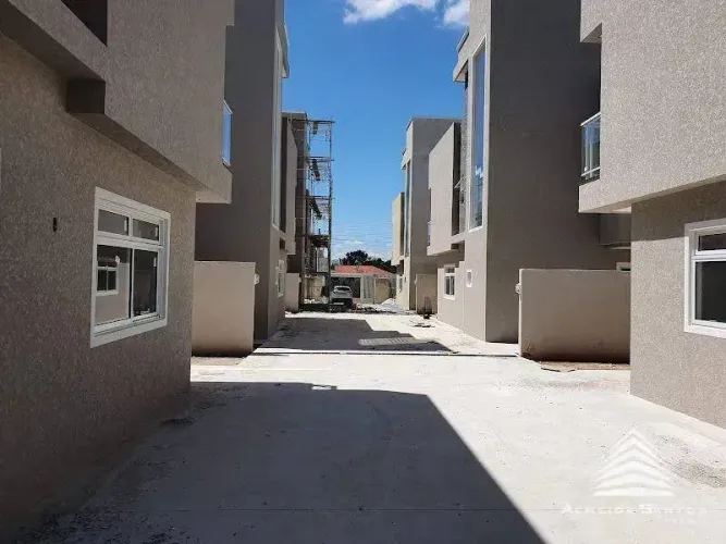 Sobrado a venda Bairro Alto, 3 dormitórios, 1 vaga de garagem