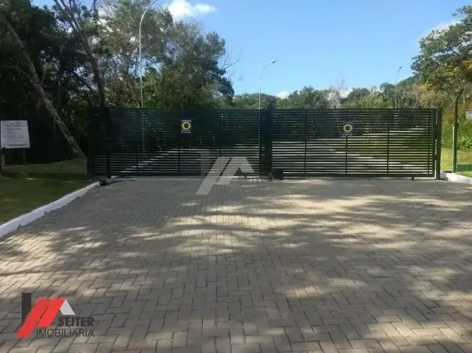 Terreno a venda no bairro Itacorubi com localização previlegiada