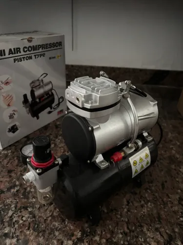 Compressor para aerógrafo com cilindro 3L