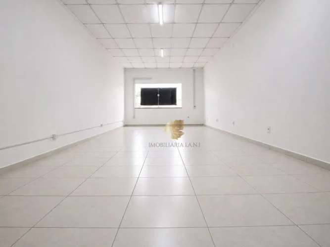 Salas comerciais para Alugar com 56m² - em galeria - Jardim São Marcos - Valinhos/SP.