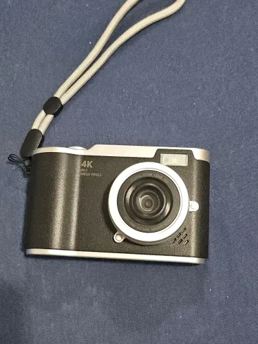 Câmera digital 4K 2,4 polegadas