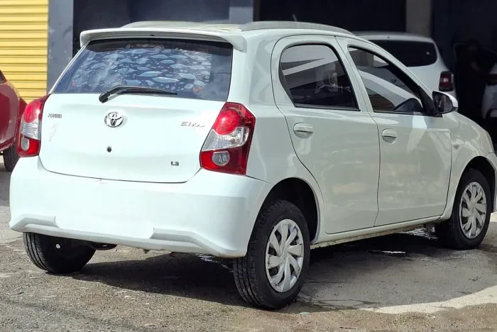 Toyota Etios X 1.3 Flex 16V 5P Mec. 2020