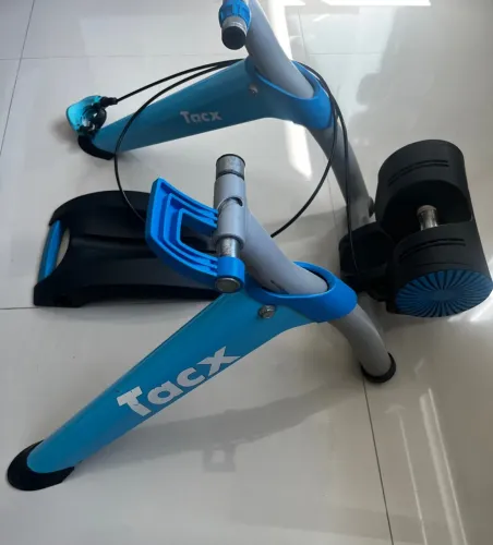 Rolo de treino Tacx Boost
