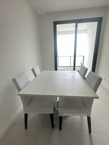Mesa e Cadeiras Sala de Jantar