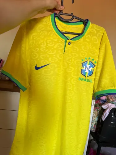 Vendo camisas da seleção 2022