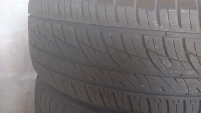 Jogo de rodas aro 20 mutifuros universal 