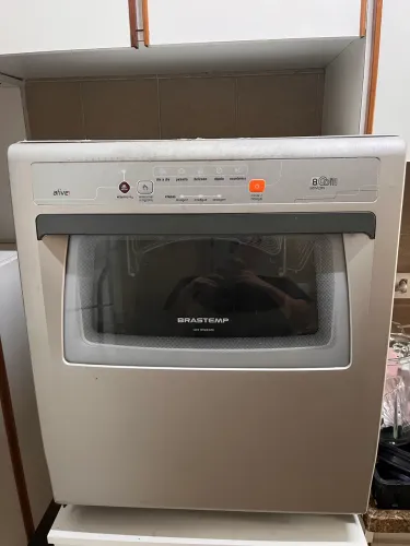 DOAÇÃO - Máquina de lava louça (não funciona)