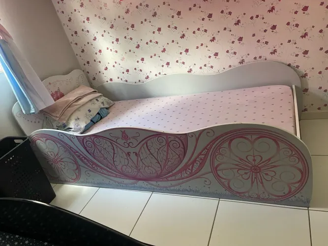 Cama infantil FEMENINO