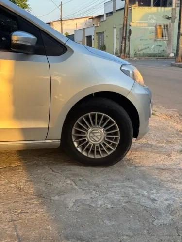 Jogo de Rodas VW UP Aro 14 + Pneus 175/70 R14 Seminovos